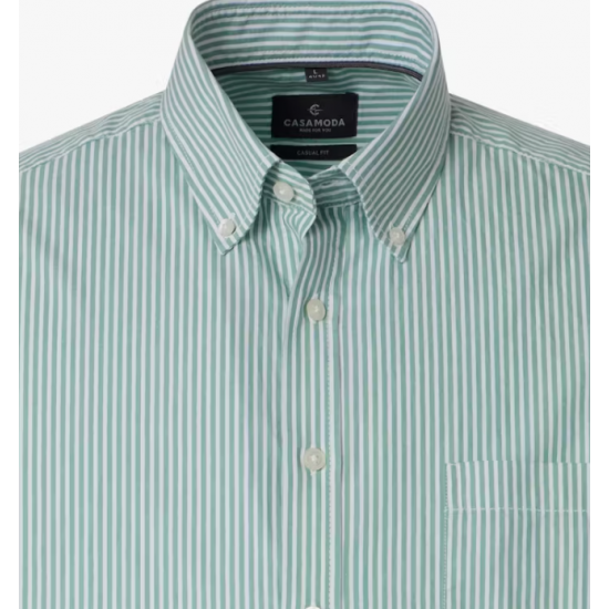 Short-sleeved casual shirt