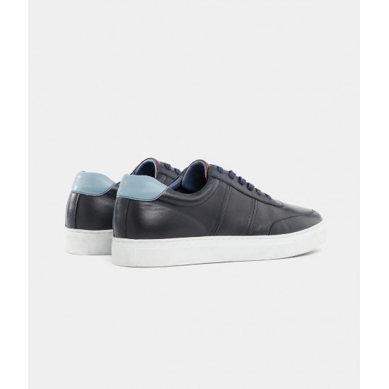 Remus shoe
